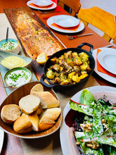 Lade das Bild in den Galerie-Viewer, Ticket für Flammlachs Karfreitag (03.04.2026) in Linkenheim bei Marianne's Flammkuchen (auch to go möglich)