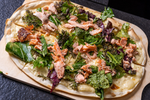 Lade das Bild in den Galerie-Viewer, Ticket für "Flammkuchen Feinschmecker Special" - am 10.10.2026 im Hotel Der Blaue Reiter