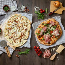Lade das Bild in den Galerie-Viewer, Ticket für "Klassiker meets Classico" - Flammkuchen-Pizza Event - 06. März 2026